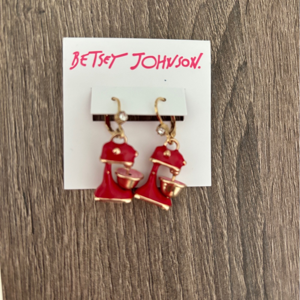 Betsey Johnson blender earrings